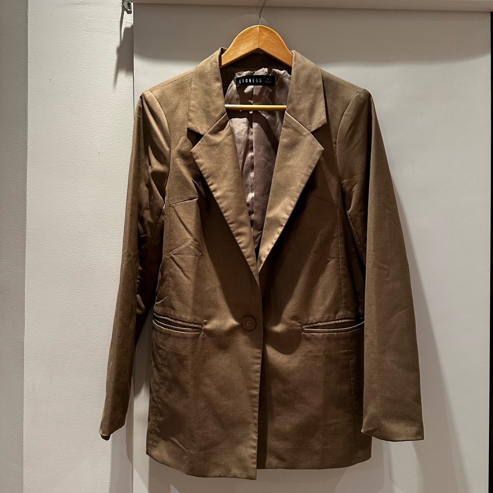 Lioness blazer